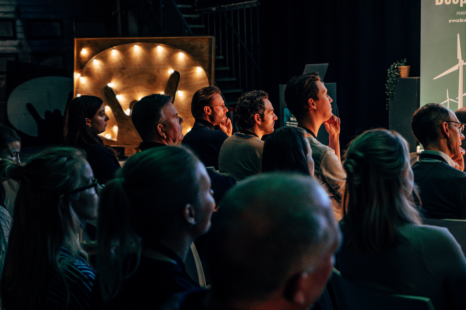 Bedrijfsevent Foto Amsterdam gemaakt door Sanne Johanna Molenaar zakelijke fotografie beschikbaar in heel nederland.